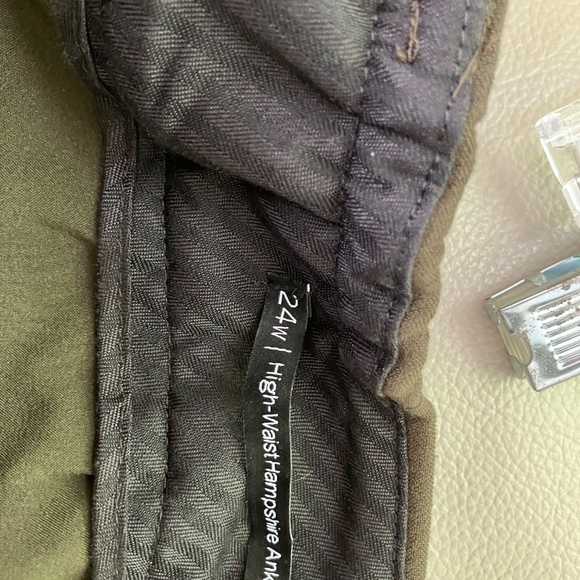 Dark Olive Ankle Dreas pants - Picture 5 of 6